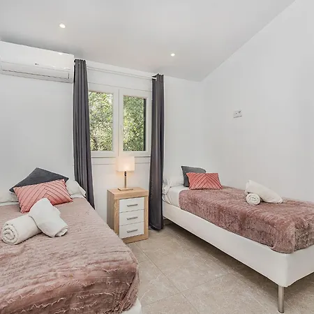 Premium Country For 6 Holiday home *